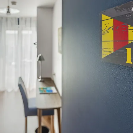 Hotell Brit De Paris 2*